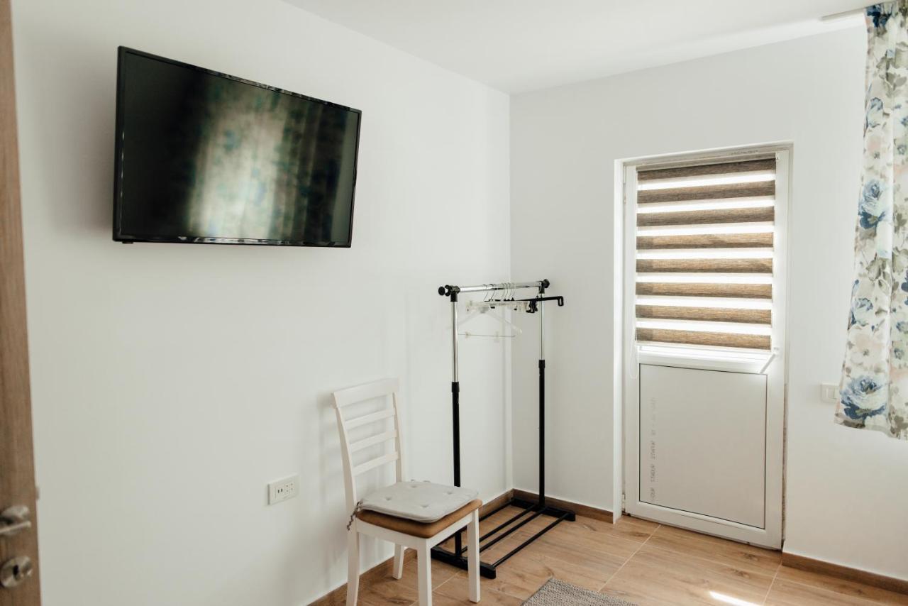 Autentic Adorabil Apartment Albestii Paminteni Ngoại thất bức ảnh