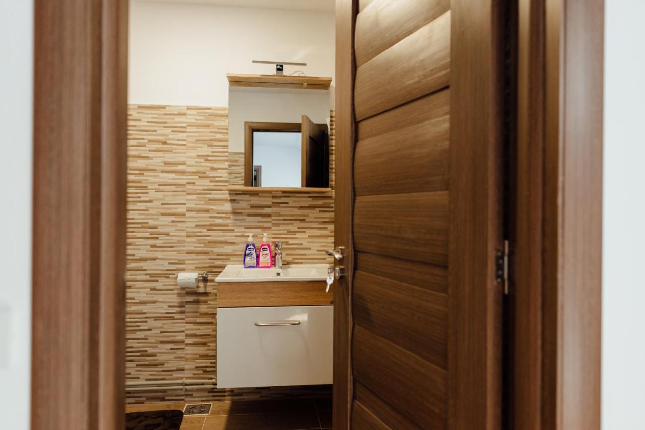 Autentic Adorabil Apartment Albestii Paminteni Ngoại thất bức ảnh