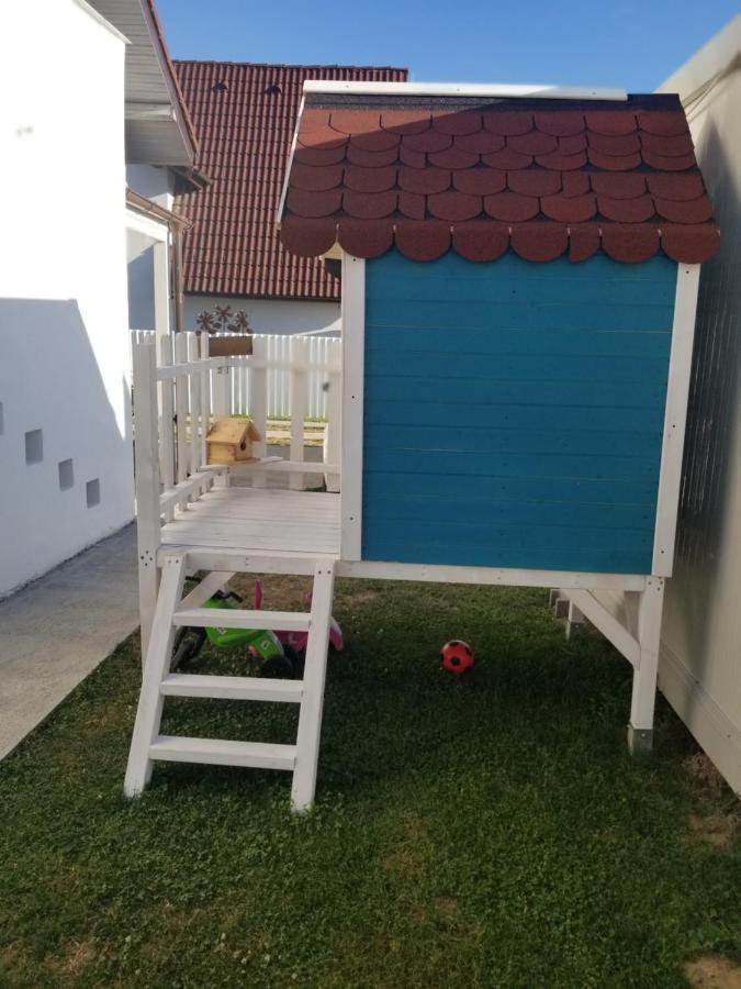 Autentic Adorabil Apartment Albestii Paminteni Ngoại thất bức ảnh